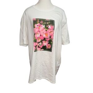 Floral logo tee